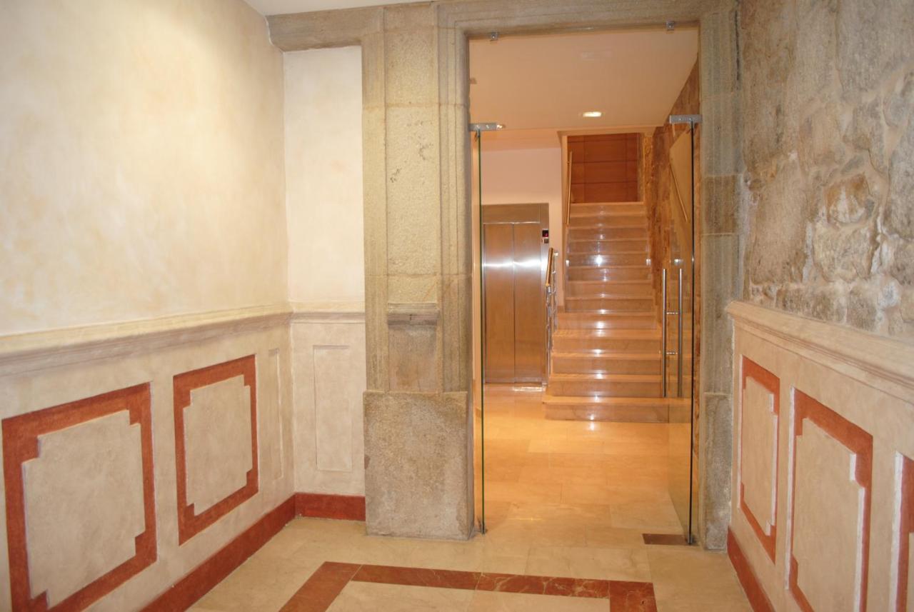 Exclusivo Apartamento En Edificio Historico Понтеведра Екстериор снимка